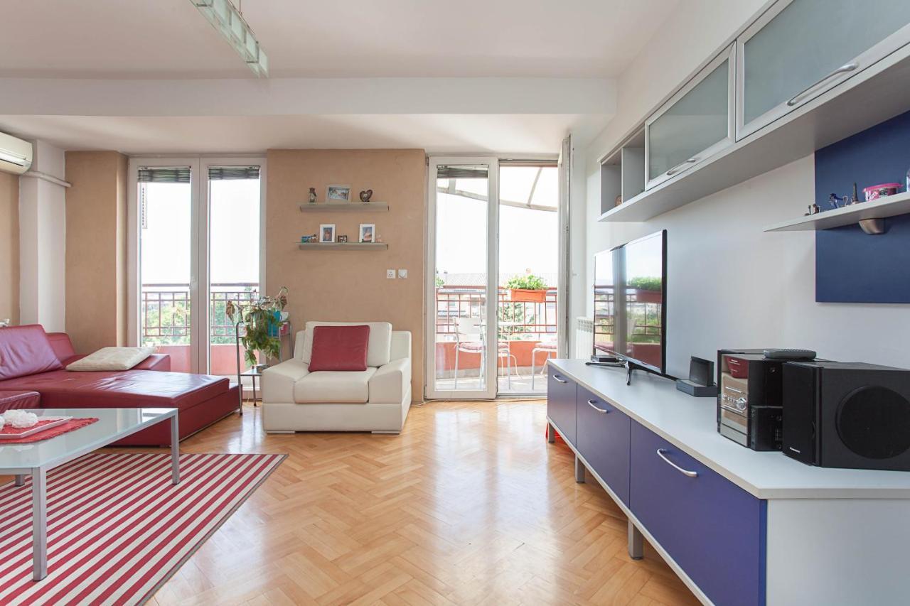 Red Apartment Skopie Exterior foto